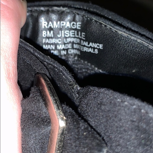 Black ankle booties 4” heel - Picture 4 of 5